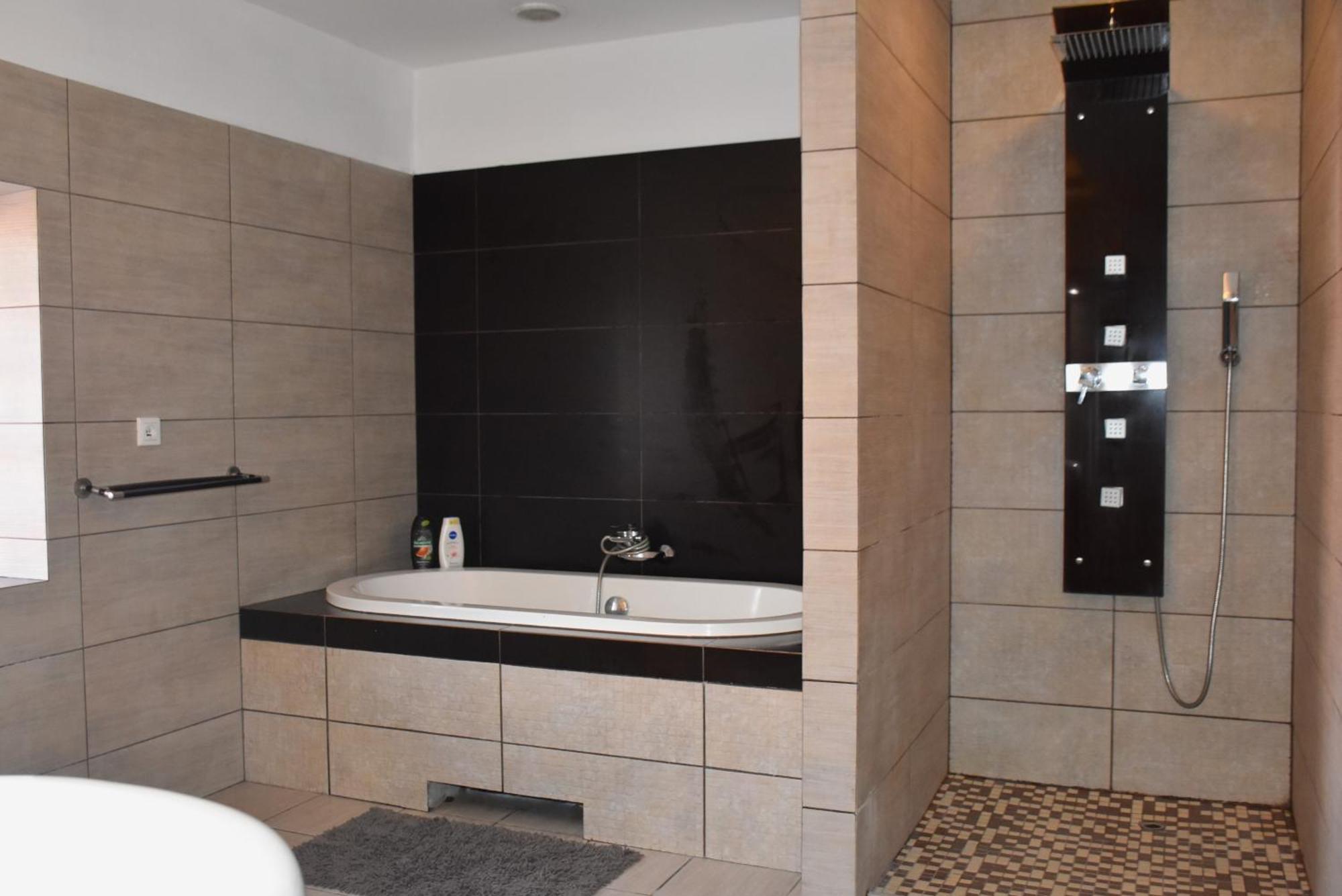 Apartament Manufaktura Bakery, Penthouse 200M, Prywatna Kamienica, Parking Strzezony Łódź Zewnętrze zdjęcie